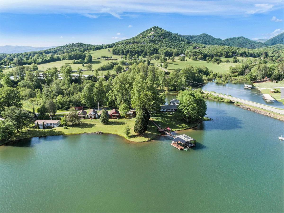 Tranquille Resort Hiawassee Exteriör bild